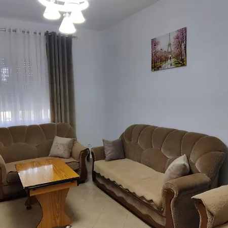 Villa 7 *